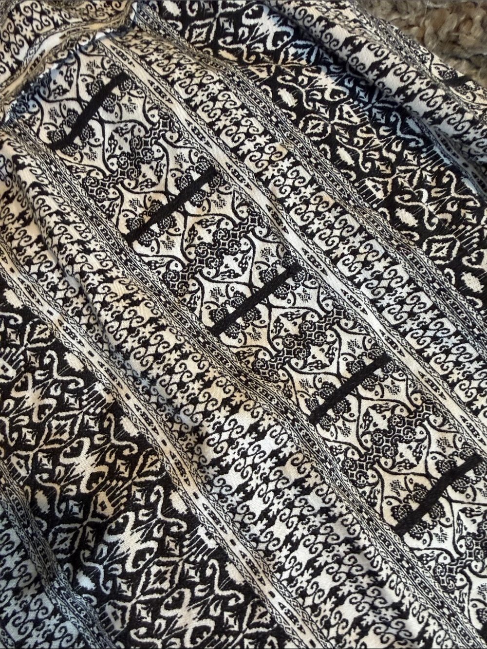 Reitmans Black and White Off-Shoulder Midi Dress - Picture 3 of 5
